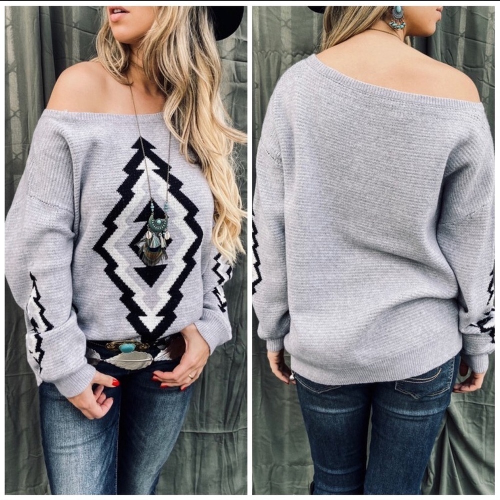 Aztec Inspired Patterned Pullover - Picture 5 of 5